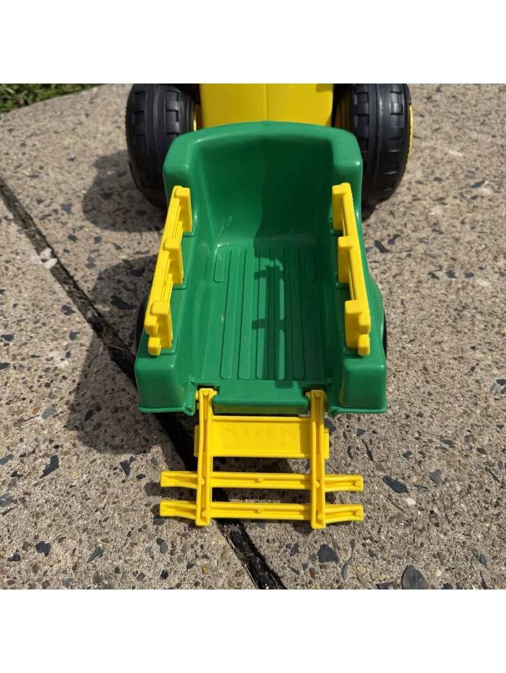 Vintage 1990s Tonka Tractor Trailer Wagon Cart With Gate Plastic Green Yellow